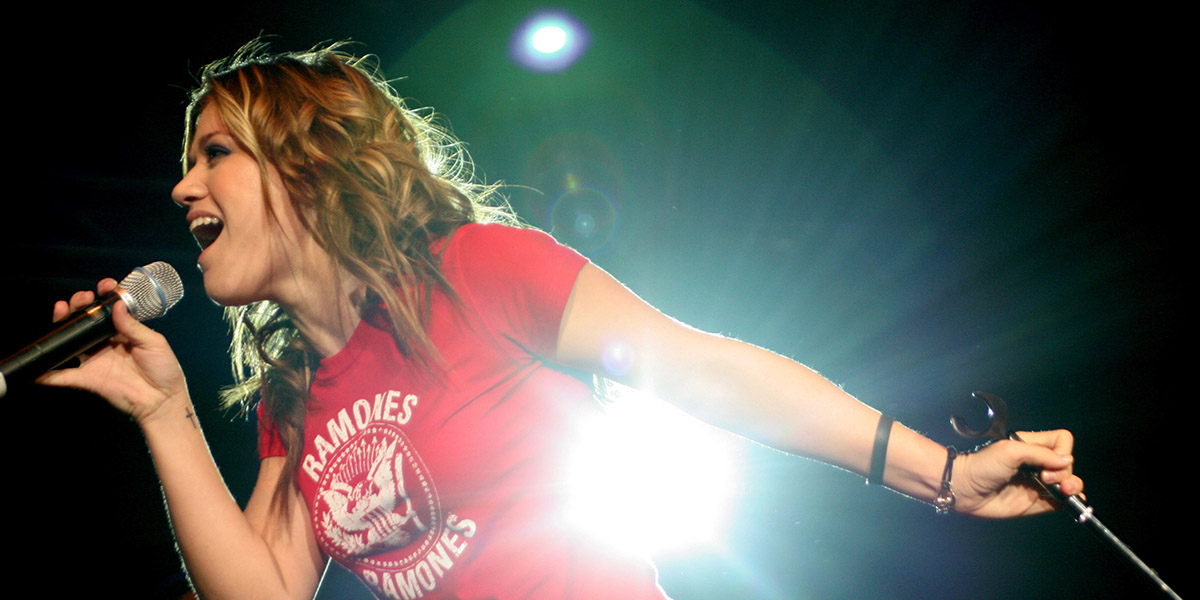 Top 8 Covers of Kelly Clarkson's “Since U Been Gone”